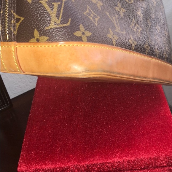 Louis Vuitton Alma PM - Picture 7 of 8